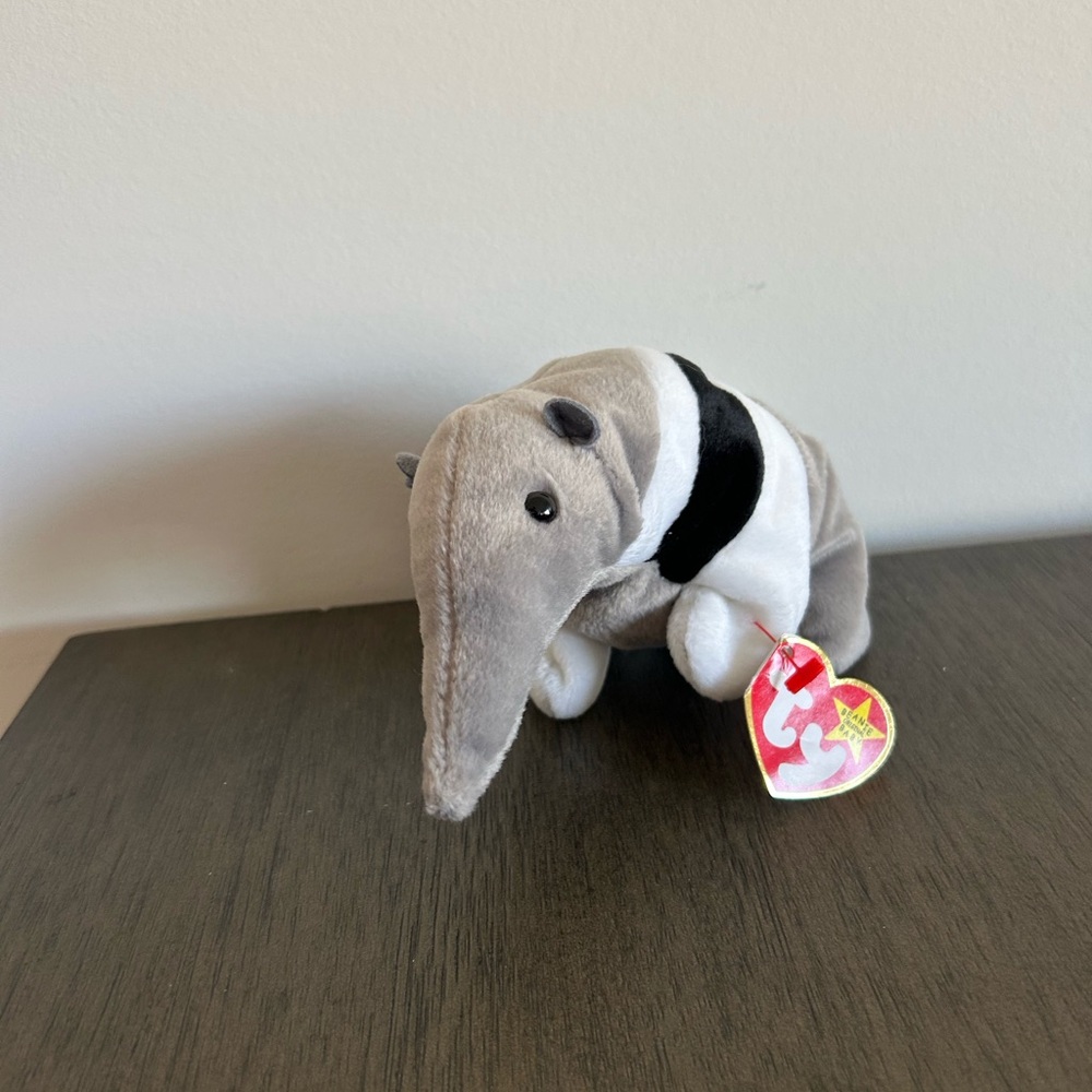 Ty Beanie Babies Anteater Stuffed Animal - Gray and Black